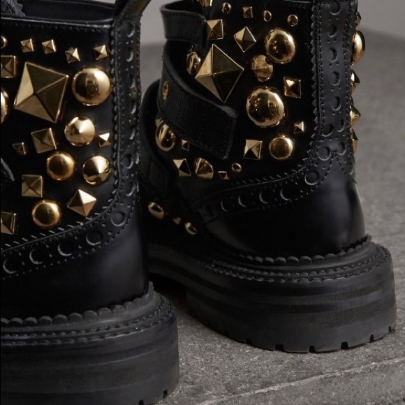Studded leather brogue bootie NWT Burberry - Picture 4 of 5